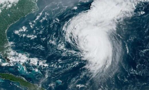 Hurricane Ernesto Closes In On Bermuda As A Category 2 Storm