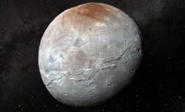 James Webb Space Telescope Reveals New Clues About Pluto's Icy Moon Charon
