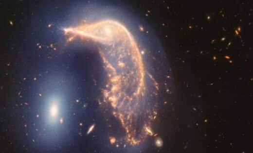 James Webb Telescope Captures Breathtaking Cosmic Collision of Merging Galaxies