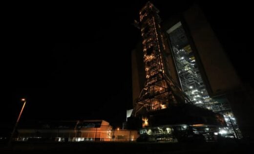 Nasa’s Titan Crawler Reaches Milestone As Artemis Ii Preparations Accelerate