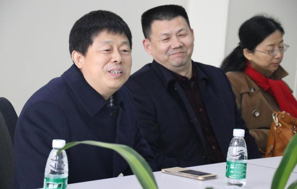 星空官方网页版董事长谭建华率队赴常德博爱康复医院调研