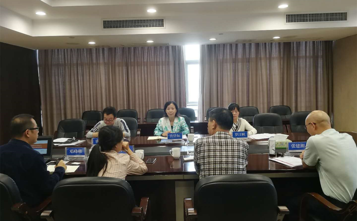 省国资委文明办莅临发展养老星空官方网页版检查指导省文明单位创建工作
