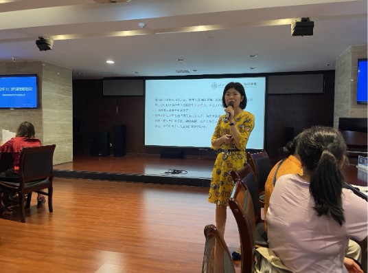 “强化岗位技能，培养业务人才” ——星空(中国)养老联合湖南中医药大学护理学院组织开展养老护理员专题培训